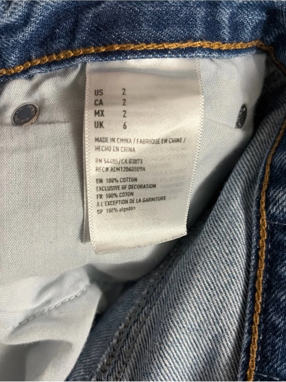 American Eagle 90’s Boyfriend Distressed Light Blue Denim‎ Cutoff Shorts
